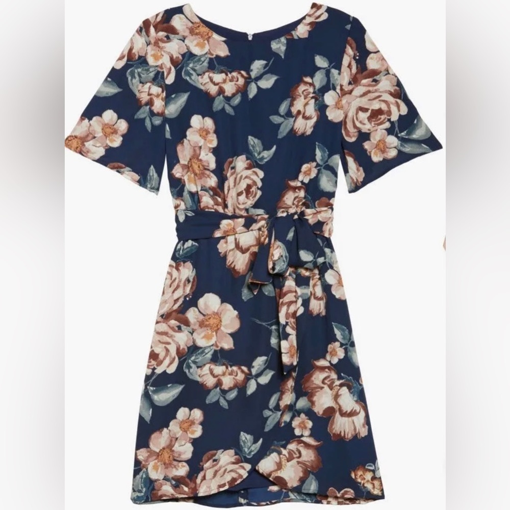 Floral Flutter Sleeve Shift Dress, Size M Charles Henry